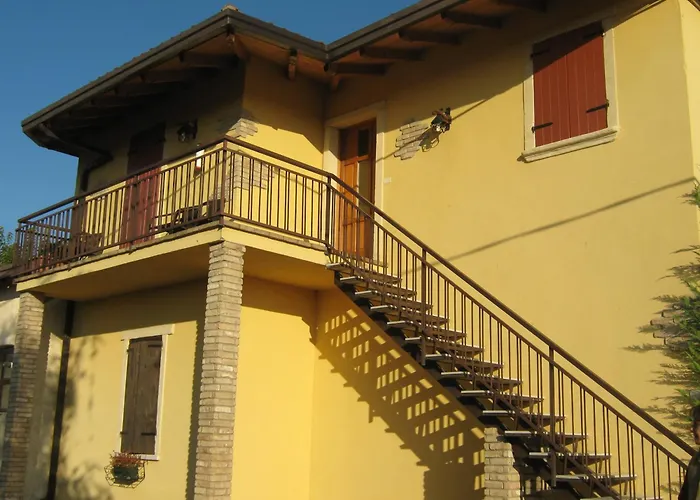 La Palazzina منزل ريفي *